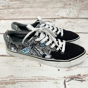 DISNEY PARKS Authentic All Over Print Men’s Shoes Sz 7